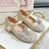 Zapatos de Cuero para Niñas Modelo Nuevo 2026 Zapatos de Princesa de Cristal con Pedrería Brillante, Moño, Suela Suave, Antideslizantes, Zapatos de Vestir para Actuación