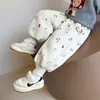 Pantalones de forro polar para niña, para otoño e invierno, mono de terciopelo para niño, pantalones de algodón nuevos 2026, pantalones largos deportivos gruesos para bebé