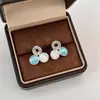 Brincos Pequenos e Estilosos Galvanizados da Moda com um Toque Único, Fresco e de Alto Padrão, Apresentando Pedra Olho de Gato