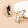 Hebilla Elegante de Mariposa para Bufanda de Venta Caliente Transfronteriza, Exquisita Hebilla de Bufanda con Perlas Estilo Chanel de Lujo Ligero al por Mayor