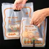 Saco de embalagem para viagem de quatro dedos riqueza de panificação plástico espessado sacola de compras para catering comercial saco de embalagem para pão