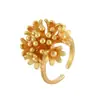 Diseño de Moda de Nicho, Versátil, Anillo Irregular de Flor Mate, Joyería de Lujo Ligero y de Alta Gama para el Uso Diario de Mujeres