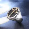 Jinziying joyería personalidad retro cruz acero de titanio para hombre colgante venta al por mayor