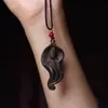 Colgante de Collar de Agarwood Tallado Hoja de Sauce Guanyin para Hombres y Mujeres, Pieza de Mano Amuleto Buda, Adorno Colgante de Cuello Guanyin Hoja de Loto