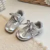 Tênis Esportivo Feminino com Renda 2026 Primavera/Outono Novo Estilo Ballet Malha Respirável Versátil Princesa Sapatos da Moda