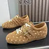 Versão em couro de vaca Estilo balé Bolinhas Sapatos de treino alemães Sapatos femininos 2026 Outono novos sapatos esportivos casuais Solado macio Sapatos Forrest Gump