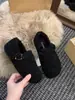 Zapatos blancos peludos para mujer, que aumentan la altura, para otoño e invierno 2026, con forro de felpa para abrigar, zapatos de algodón afelpado, zapatos tipo gorro