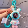 Liquidación de colección de llaveros colgantes de personajes de dibujos animados IP auténticos, lindos colgantes de estrella-luna-conejo para bolsos de niñas, stock para vendedores ambulantes