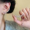 Brincos longos com franja de gota d'água em zircônia microincrustada, design de nicho feminino, brincos com sensação de alta qualidade, joia de orelha integrada com clipe de cartilagem