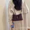 Bolso de hombro retro de gamuza de moda 2026 para mujer, nuevo de otoño, de gran capacidad, bolso pequeño cuadrado cruzado