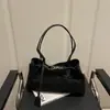 Bolsa Casual de Grande Capacidade com Estampa de Leopardo Nova Moda Outono e Inverno 2025 Bolsa de Axila Versátil Retrô Bolsa de Ombro de Mão
