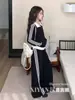 Conjunto de Ropa de Otoño para Niñas 2026 Nuevo Súper Popular Conjunto Deportivo de Dos Piezas para Niñas Chaqueta de Streetwear Elegante y Moderna para Niños