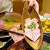 Plato de cerámica para uso comercial con forma de barco, plato, características creativas, popular en redes sociales, plato especial para olla caliente lenta de montaña, vajilla