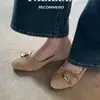 Zapatos planos de punta redonda estilo coreano con detalle de hebilla, nueva colección otoño 2026 para mujer, estilo mocasín retro, cómodos y fáciles de llevar, diseño de punta poco profunda, adecuados para ir al trabajo