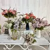 Nuevo Producto de Año Nuevo: Serie de Rosas Artificiales, Rosas de Esquina de Seda Dorada de 11 Cabezas, Decoración de Flores Falsas de Pie para Balcón de Casa, Venta al por Mayor de Fábrica