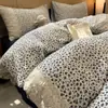 2026 Nuevo Conjunto de Cuatro Piezas de Lino Simple Vintage con Estampado y Encaje, Amigable con la Piel
