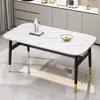Conjunto de mesa e cadeiras de jantar para casa, adequado para apartamentos, imóveis alugados e uso casual; design simples e minimalista; forma retangular; disponível em stock
