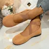 Sapatos europeus e americanos sem cadarço transfronteiriços, sapatos femininos de estação independente europeia e americana, tamanho 43, sapatos casuais de tamanho grande para primavera/verão, atacado feminino de tamanho grande