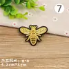 Patch de abelha bordado em seda dourada e prateada patch tecido decalques decoração de roupas adesivos para buracos de reparo adesivos adesivos de ferro DIY adesivos adesivos de cola para sapatos e chapéus