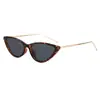Gafas de Sol Metálicas Triangulares Ojo de Gato Retro Europeas y Americanas Estilo Coreano Montura Pequeña de Moda Celebridad de Internet Estilo Callejero Hip Hop Club