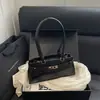 Otoño 2026 Nuevo Estilo Coreano Simple y Elegante Bolso de Mano y Bolso de Hombro de Moda para Mujer para el Trabajo y los Viajes al Trabajo Venta al por Mayor Bolso de Mujer