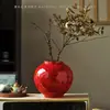 Nuevo Jarrón Cerámico Rojo Estilo Chino Festivo para Bodas Decoración para el Hogar Sala de Estar Arreglo Floral Hotel Decoración Suave Maceta Recipiente para Flores