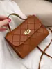 Bolsa Pequeña Cuadrada Rayada Acolchada al por Mayor de Comercio Exterior para Mujer Bolso Cruzado al Hombro Bolso Pequeño de Mano Estilo Coreano Bolso de Moda