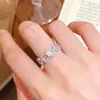 Nuevo Anillo de Lujo Ligero con Estrella de Diamantes Completos para Mujer, Nicho de Moda de Gama Alta, Versátil, Incrustado con Circonita, Anillo Abierto Ajustable de Xiaohongshu