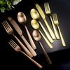 Cross-border 430 faca de aço inoxidável e garfo alça quadrada Western Food Tableware Titanium banhado ouro colher de café Hotel Western Steak Faca e Garfo