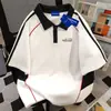 Nueva camiseta de manga corta retro minimalista estilo americano hip-hop para mujer, top de pareja de retazos a rayas de verano con cuello de sol, nicho