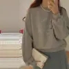 Sudadera gris de cuello redondo estilo americano para mujer, nueva colección de principios de otoño 2026, corte holgado, forrada de felpa, casual y elegante, rejuvenecedora, sin capucha, top de moda