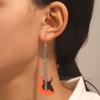 Aretes de guitarra de aleación con diamantes de gota de aceite, estilo punk lindo de nicho de moda europea y americana, temperamento combinable, aretes clásicos