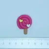 Novos acessórios de capa de celular de urso morango de desenho animado, sapatos com furo DIY, cola de creme, resina, pequenos acessórios, atacado