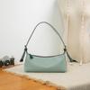 Bolsa Leve de Nylon Feminina 2023 Nova Moda Versátil Lona Bolsa Feminina Design de Nicho Simples Portátil Bolsa de Ombro