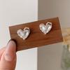 Pendientes minimalistas de plata Viento Frío Amor Inteligente para Mujer, Aguja de Plata, Nicho, Exquisitos, Huecos, Lazo, Pendientes de Alta Gama