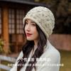 Gorro de ganchillo hecho a mano para mujer, otoño e invierno, cálido, suave, con flores, de lana de punto de doble capa.