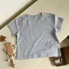 Camiseta de Manga Curta Sem Costura Verão 2026 para Bebês e Crianças Pequenas, Blusa Fina de Algodão para Crianças, Meninos e Meninas, Novo Estilo Coreano Ins