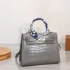 Bolso Kelly de Gama Alta con Patrón de Cocodrilo para Mujer, Bolso de Mano Clásico Versátil para el Trabajo, Suministro Directo del Fabricante, Fuente de Transmisión en Vivo