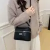 Bolso de Mano Cuadrado Pequeño Retro Moderno de Moda para Mujer, Color Sólido, Estilo de Alta Gama, Bolso Cruzado Grande Moderno para Viajar