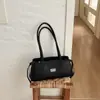 Bolso acolchado tipo Chanel para debajo del brazo, nuevo y moderno de la colección primavera-verano 2026, bolso baguette de alta gama vintage, bolso de mano para hombro para mujer