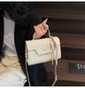 Bolso de Mano Retro de Moda para Mujer 2025 Nuevo Bolso Cuadrado Pequeño Casual de Alta Gama Bolso Popular para Ir al Trabajo Bolso Cruzado