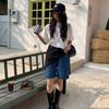 Novedad de primavera para mujer cortina triangular de pedos coreana delgada de encaje hueca invisible modificación de cadera Joker apilada al por mayor