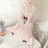 Pijama de Seda Hielo Estilo Japonés para Mujer con Tirante de Lazo Estampado Set de Camisón, Estilo Delgado Dulce y Sexy con Copas en el Pecho, Ropa de Casa