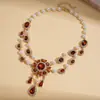 Pendientes y Collares Europeos y Americanos Transfronterizos con Incrustaciones de Diamantes en Forma de Lágrima, Cadena para Clavícula de Diseño de Nicho, Joyería de Declaración Única y Elegante para Mujeres
