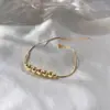 Colar com pulseira de feijão dourado estilo coreano moderno, conjunto, colar com temperamento elegante de celebridade da internet, corrente para clavícula com textura de metal simples