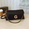 Bolsa Feminina Retro com Corrente de Axila Coreana de Nicho Grande Capacidade Fashionável de Ombro Único Transversal de Axila Toque de Luxo Feminina