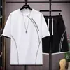 Traje Deportivo de Seda Helada para Hombre Verano 2025 Conjunto de Dos Piezas de Camiseta Casual de Manga Corta de Moda y Pantalones Cortos Holgados