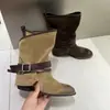 Estilo Coreano Nova Chegada Estilo Retro de Nicho Fivela de Couro Fosco Botas de Cano Médio Femininas Outono Versátil Bico Redondo Salto Baixo Botas de Moda Femininas