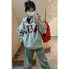 Suéter gris retro americano para mujer, diseño de cremallera, sentido del diseño, primavera y otoño, talla grande, holgado, chaqueta de béisbol, moda de Instagram