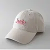 Gorra de Béisbol Nueva de Primavera con Bloques de Color y Letras 3D para Hombres y Mujeres, Estilo Pareja, Moderna, Sencilla, Casual, Versátil, Gorra de Pico Tendencia